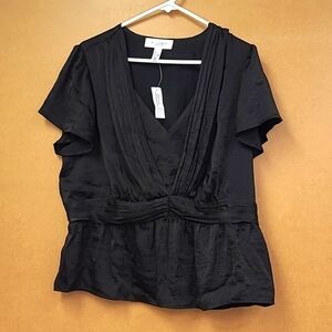 Addition Elle Size 1X Black Pleated Short Sleeve Top